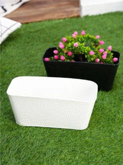 Set Of Two 12'' Embossed Pot Black & White